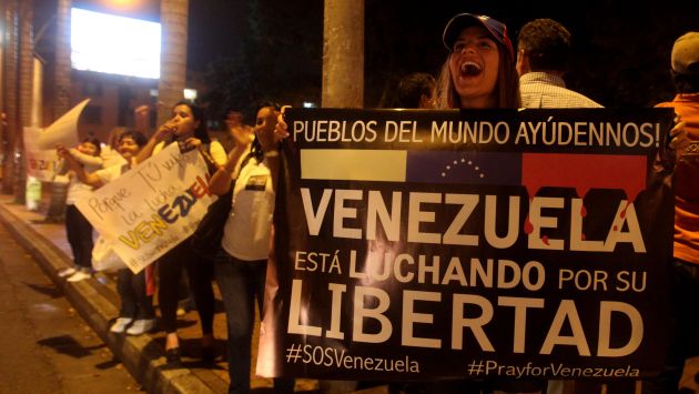 Millones de venezolanos exigen al Presidente Nicolás MADURO que dimita ante una crisis alarmante (fuente: EFE).